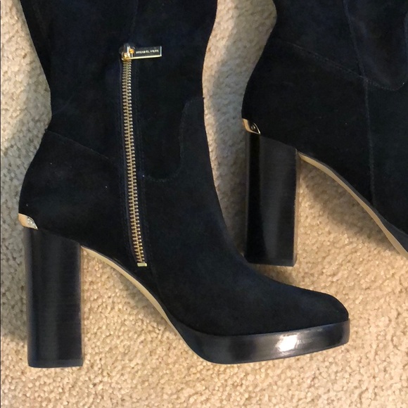 Michael Kors Black Knee High Heeled Boots - Picture 2 of 4